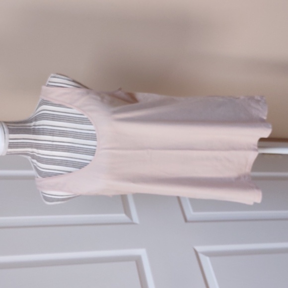 Bundle Of Old Navy First layer Tanks In Women's Size XL - Picture 5 of 15